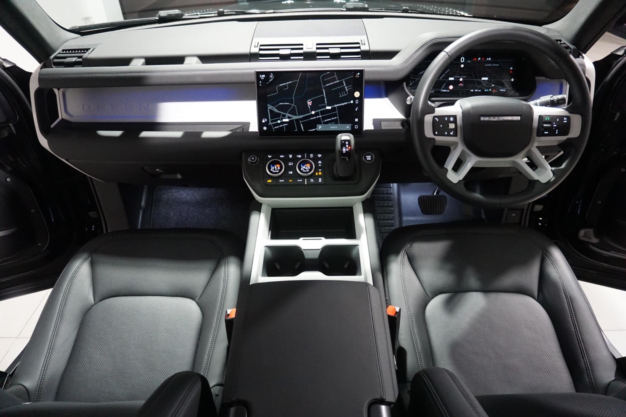 Land Rover Defender 110 3.0 D350 MHEV X-Dynamic SE SUV 5dr Diesel Auto 4WD Euro 6 (s/s) (350 ps)